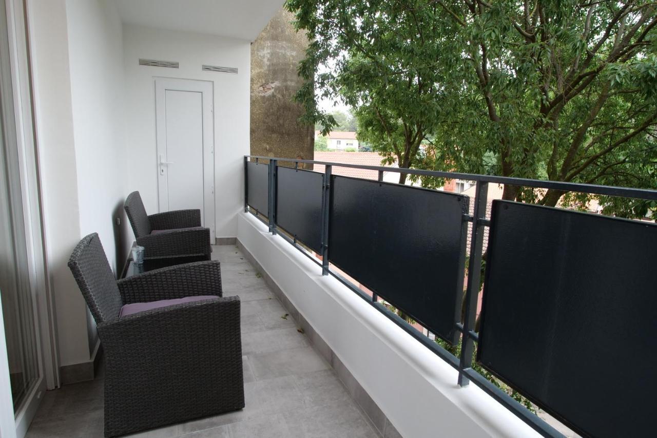 Arena Apartment With 3 Bedrooms In The City Center Pula Exterior photo