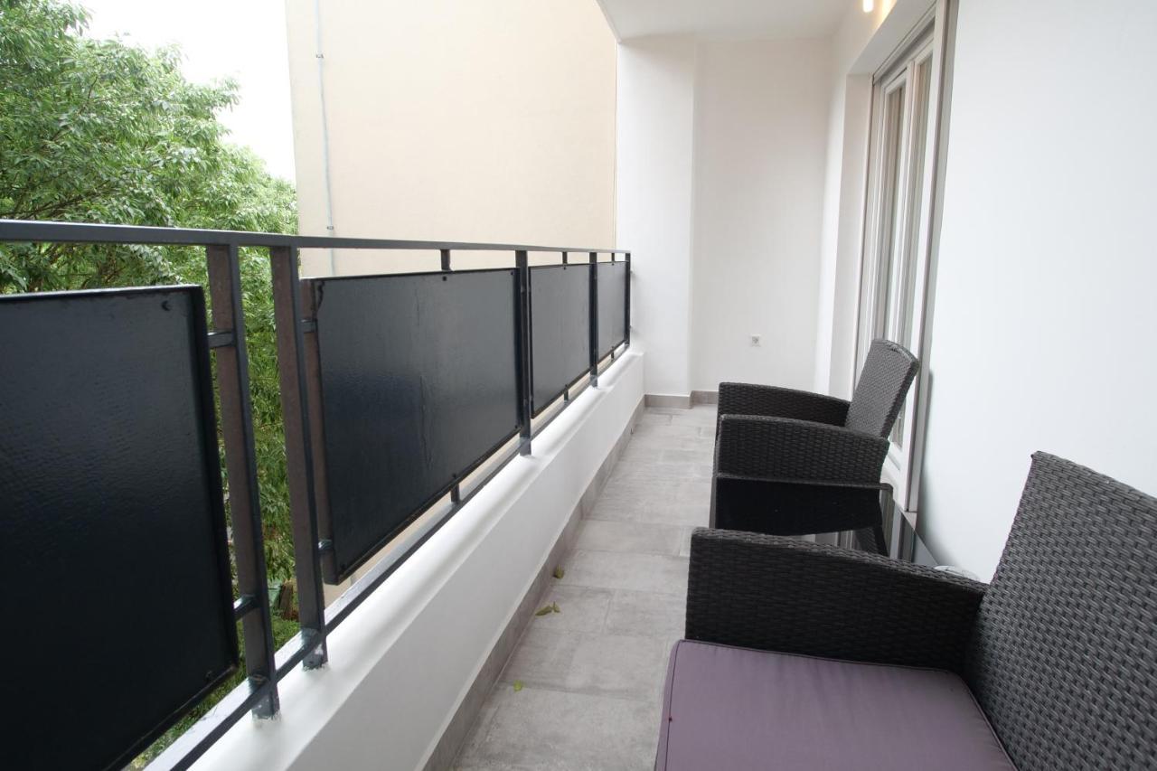 Arena Apartment With 3 Bedrooms In The City Center Pula Exterior photo